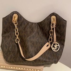 EUC Michael Kors Iconic Logo Bag with Gold Chain Handles